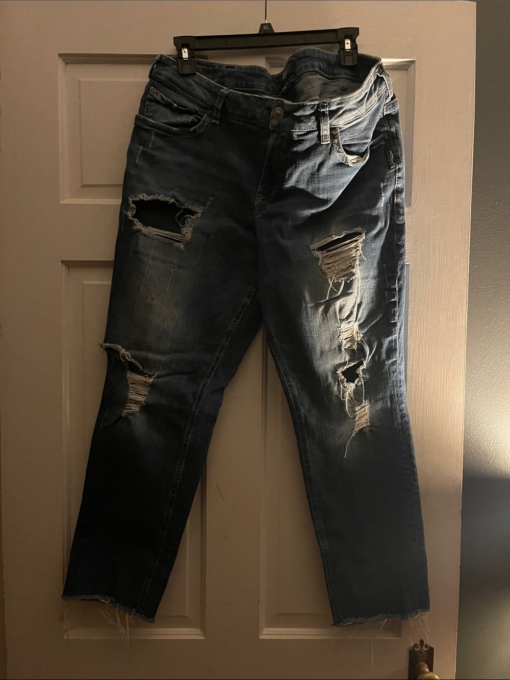 Silver Jeans Distressed Dark Blue Ripped Boyfriend Jeans